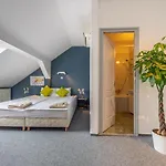 Herczeg Udvarhaz Hotel Poroszló