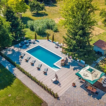 Herczeg Udvarhaz 4* Poroszló