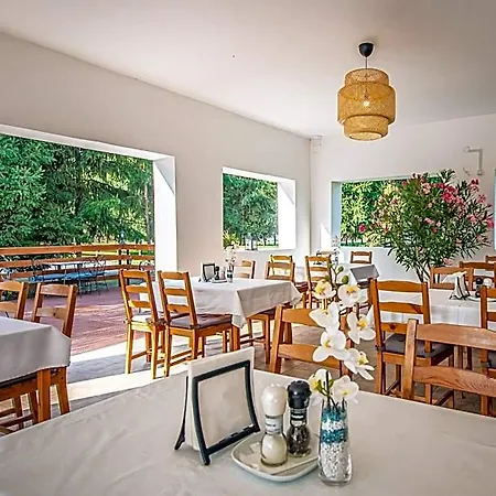 Herczeg Udvarhaz Hotel 4*