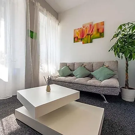 Herczeg Udvarhaz Hotel Poroszló