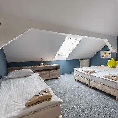 Hotel Herczeg Udvarhaz 4*