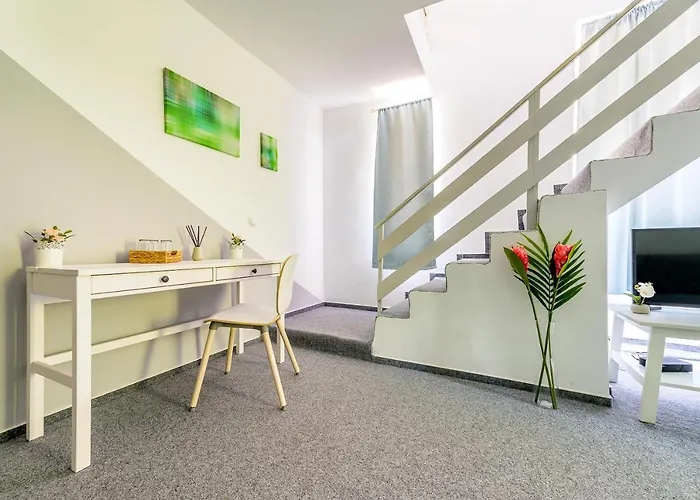 Herczeg Udvarhaz Otel 4*